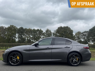 Hoofdafbeelding Alfa Romeo Giulia Alfa Romeo Giulia 2.0t Q4 Veloce, Pano, Carbon, leder dash!! 19 inch