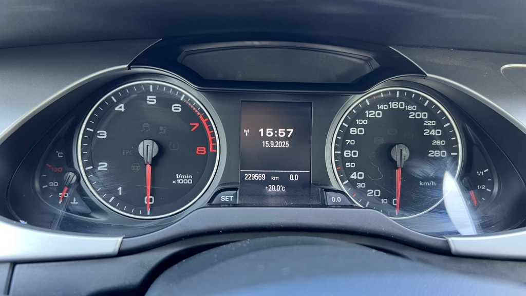 Hoofdafbeelding Audi A4