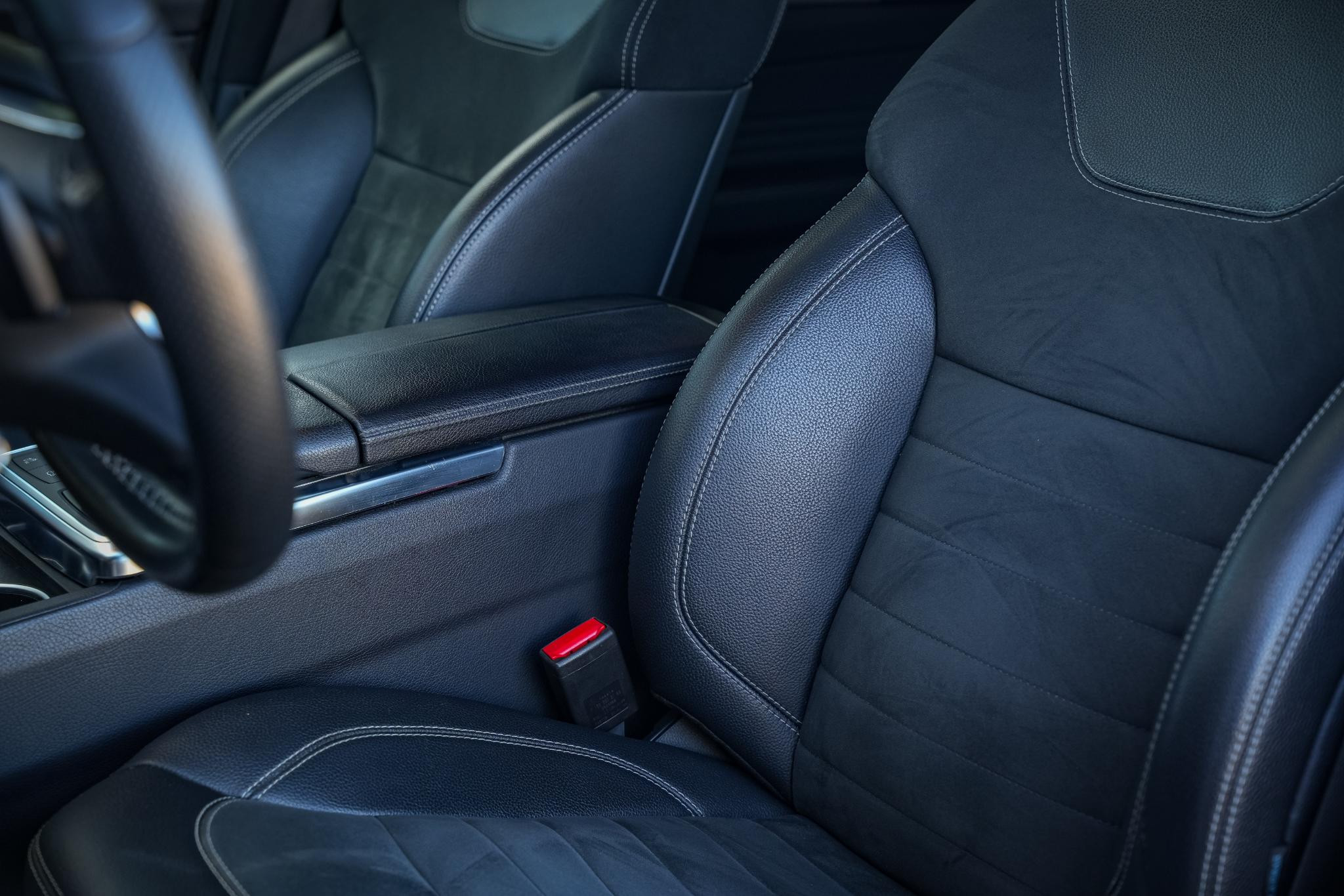 Hoofdafbeelding Mercedes-Benz M-Klasse