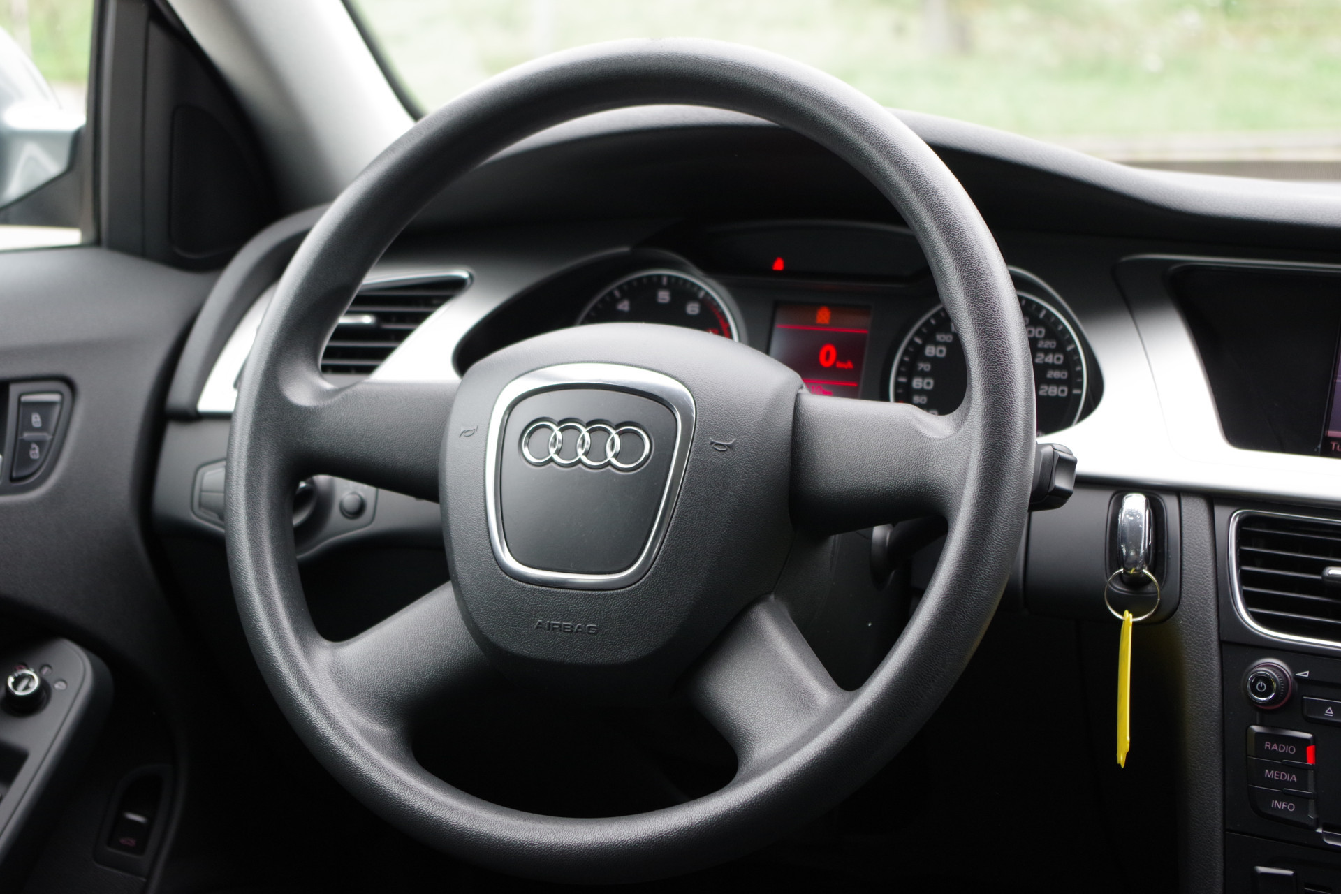 Hoofdafbeelding Audi A4