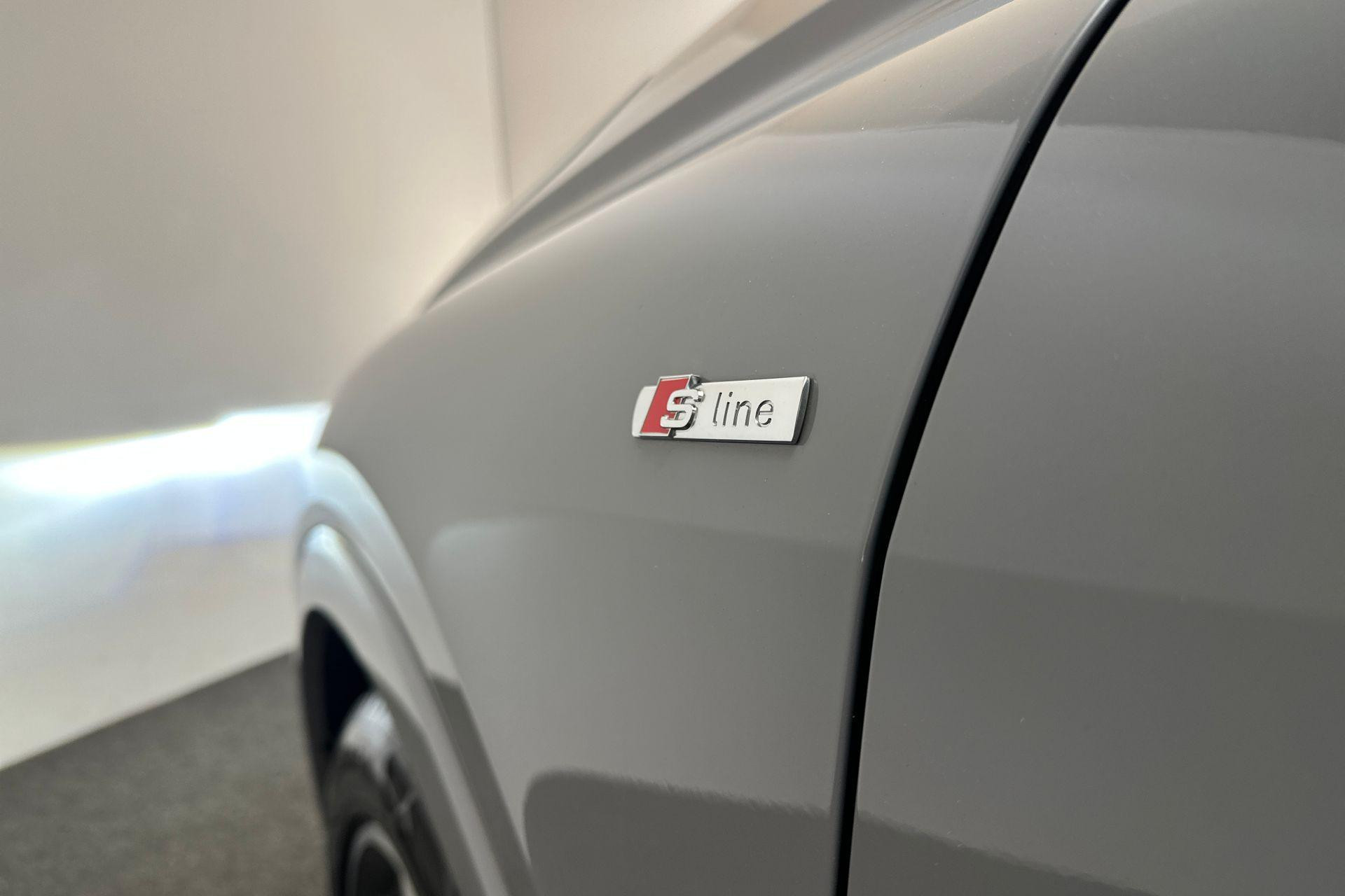 Hoofdafbeelding Audi Q4 e-tron