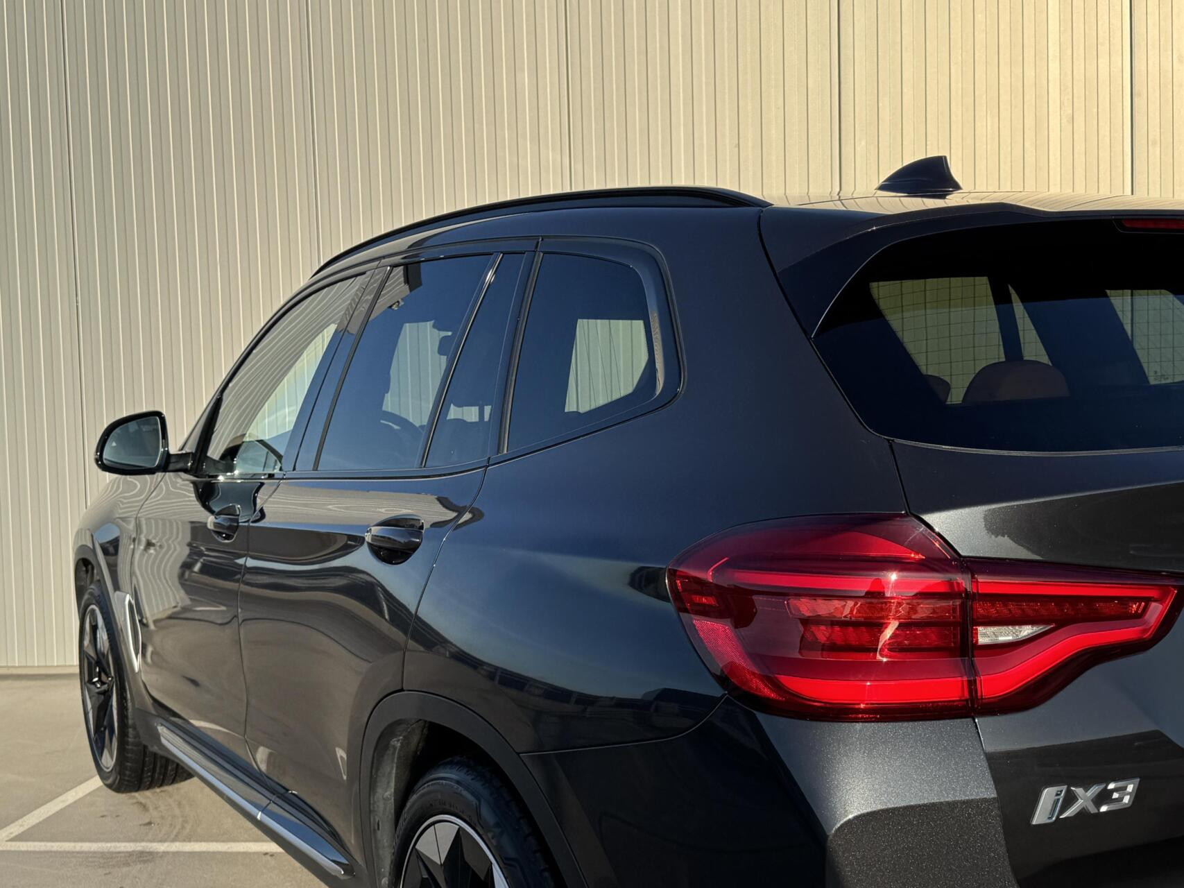Hoofdafbeelding BMW iX3