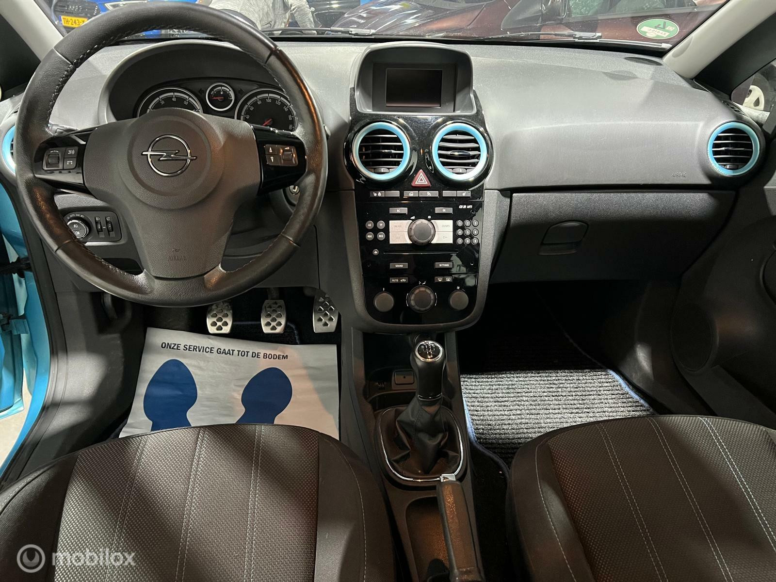 Hoofdafbeelding Opel Corsa