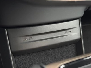 Volvo EX90 Volvo EX90 Twin Performance Ultra DEMO | Nieuwprijs € 111.804,= | Luchtveri - afbeelding nr 37