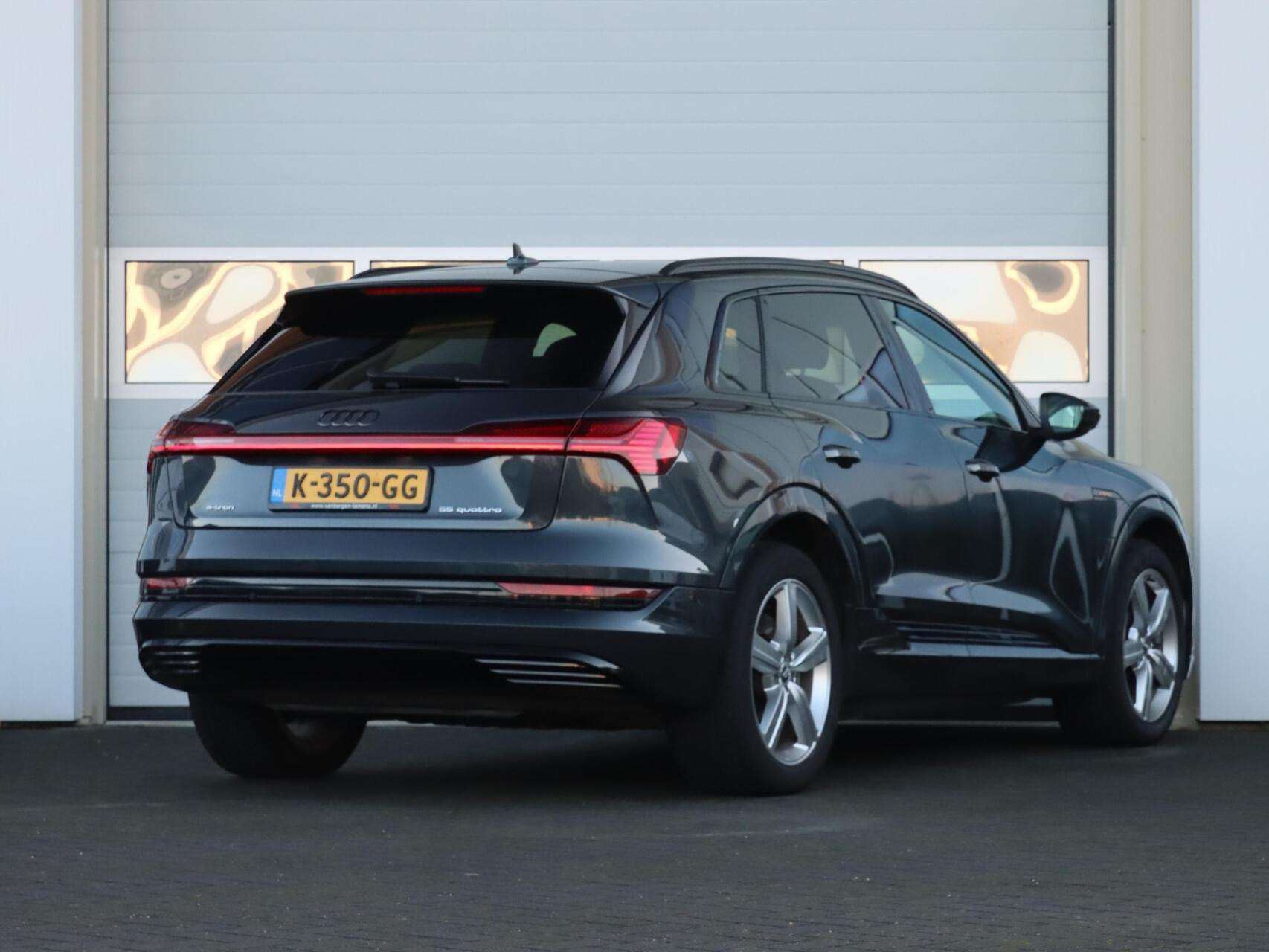 Hoofdafbeelding Audi e-tron