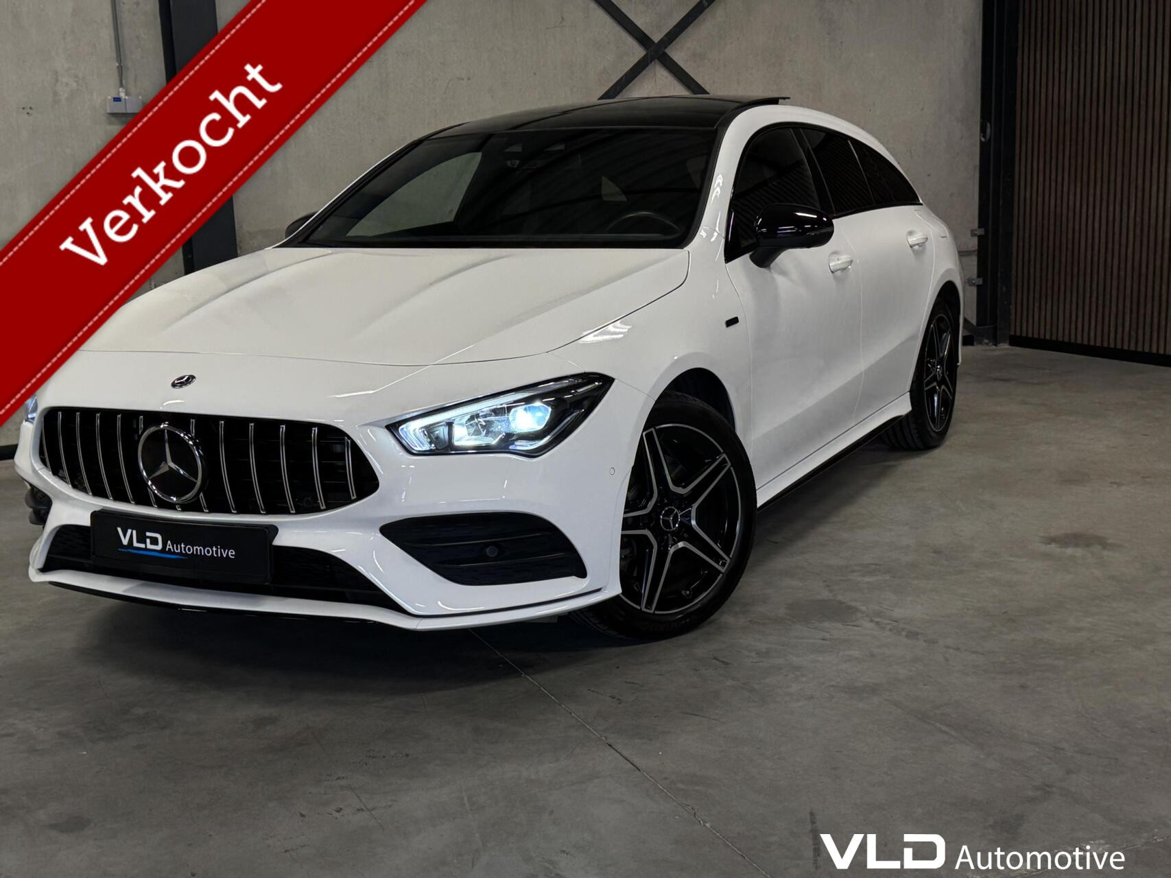 Hoofdafbeelding Mercedes-Benz CLA