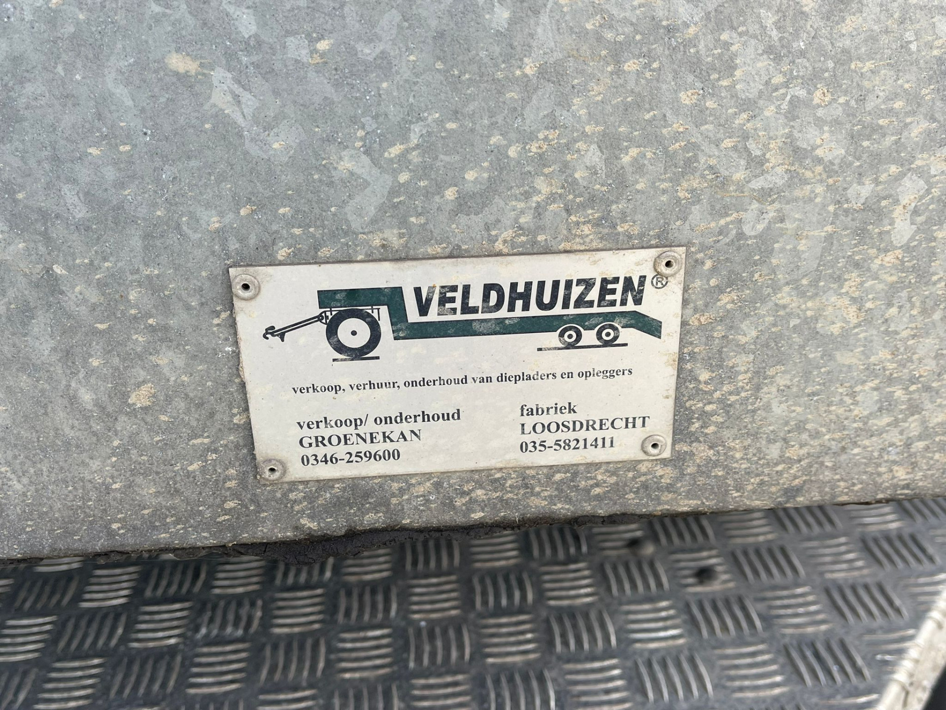 Hoofdafbeelding Iveco 40C16 Be-Trekker +  Semi Dieplader Veldhuizen 7.5 M Automaat / Nieuwstaat!