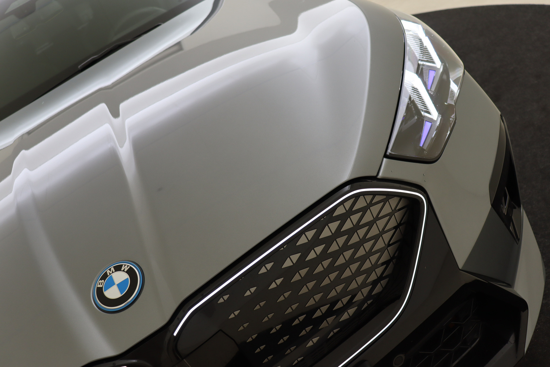 Hoofdafbeelding BMW iX2