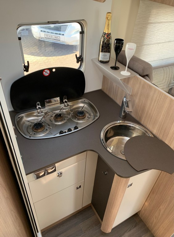 Hoofdafbeelding Bürstner Lyseo Time 2021 38.964km