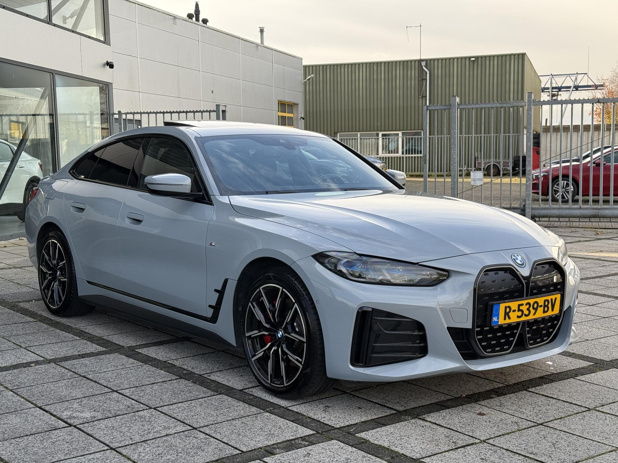 Hoofdafbeelding BMW i4