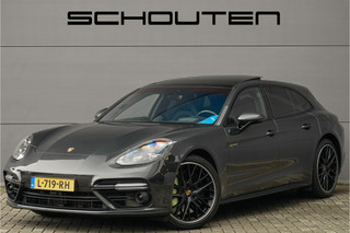 Hoofdafbeelding Porsche Panamera Porsche Panamera Sport Turismo 4.0 Turbo S E-Hybrid Pano Burmester Keramisch Sportstoelen