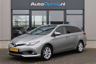 Hoofdafbeelding Toyota Auris Toyota Auris Touring Sports 1.2T TrendNAVI, Camera, Panoramadak, Dealer onde
