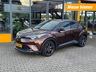 Hoofdafbeelding Toyota C-HR Toyota C-HR 1.8 Hybrid Executive - camera - navi - stoelverwarming