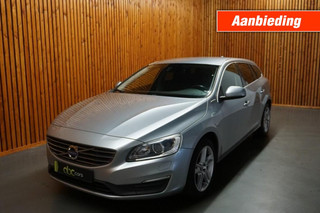 Volvo V60 2.4 D5 AWD TWIN ENGINE MOMENTUM AUTOMAAT