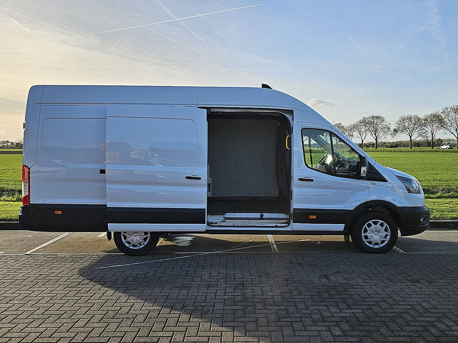 Hoofdafbeelding Ford E-Transit