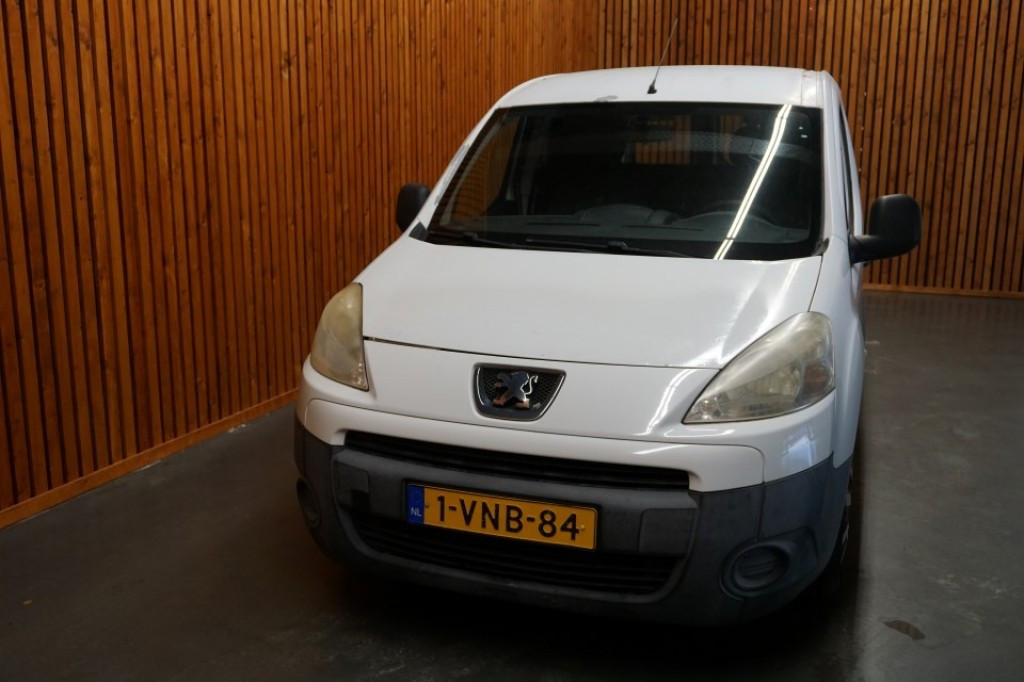 Hoofdafbeelding Peugeot Partner