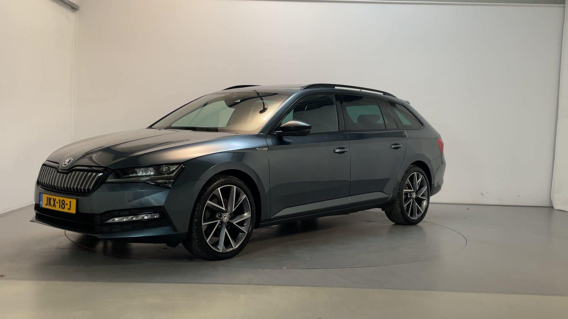 Hoofdafbeelding Škoda Superb