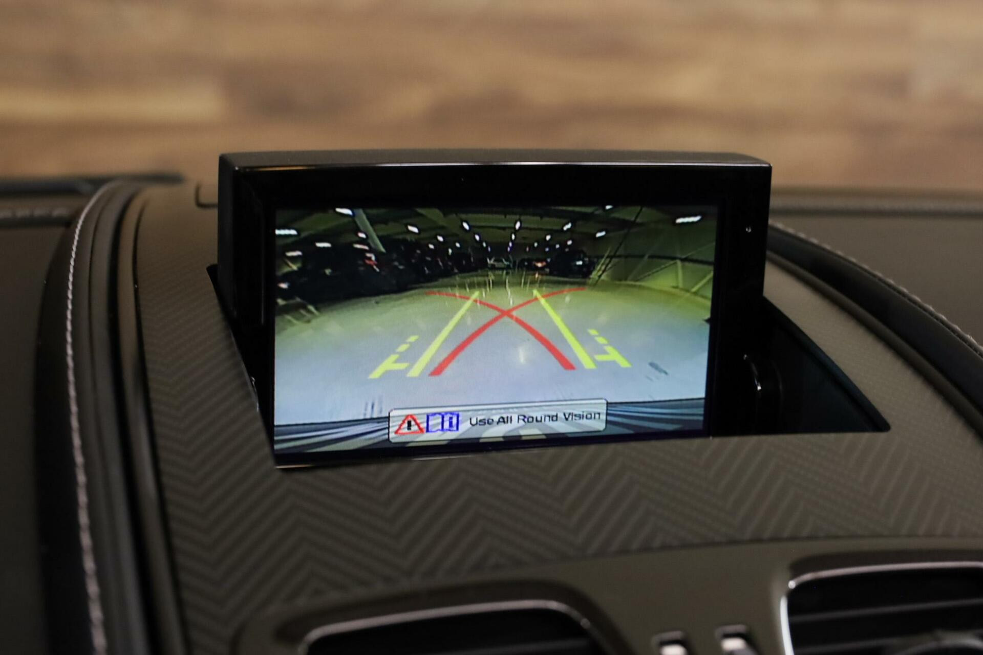 Hoofdafbeelding Aston Martin V12 Vanquish