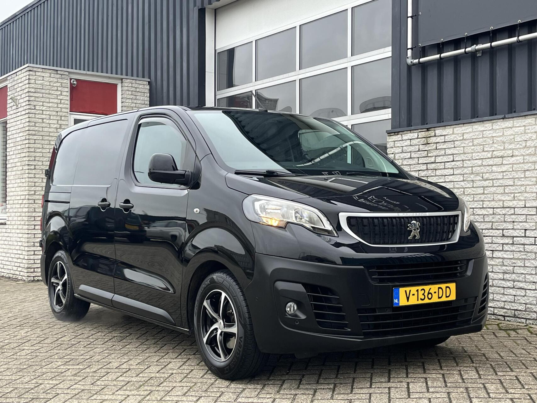 Hoofdafbeelding Peugeot Expert