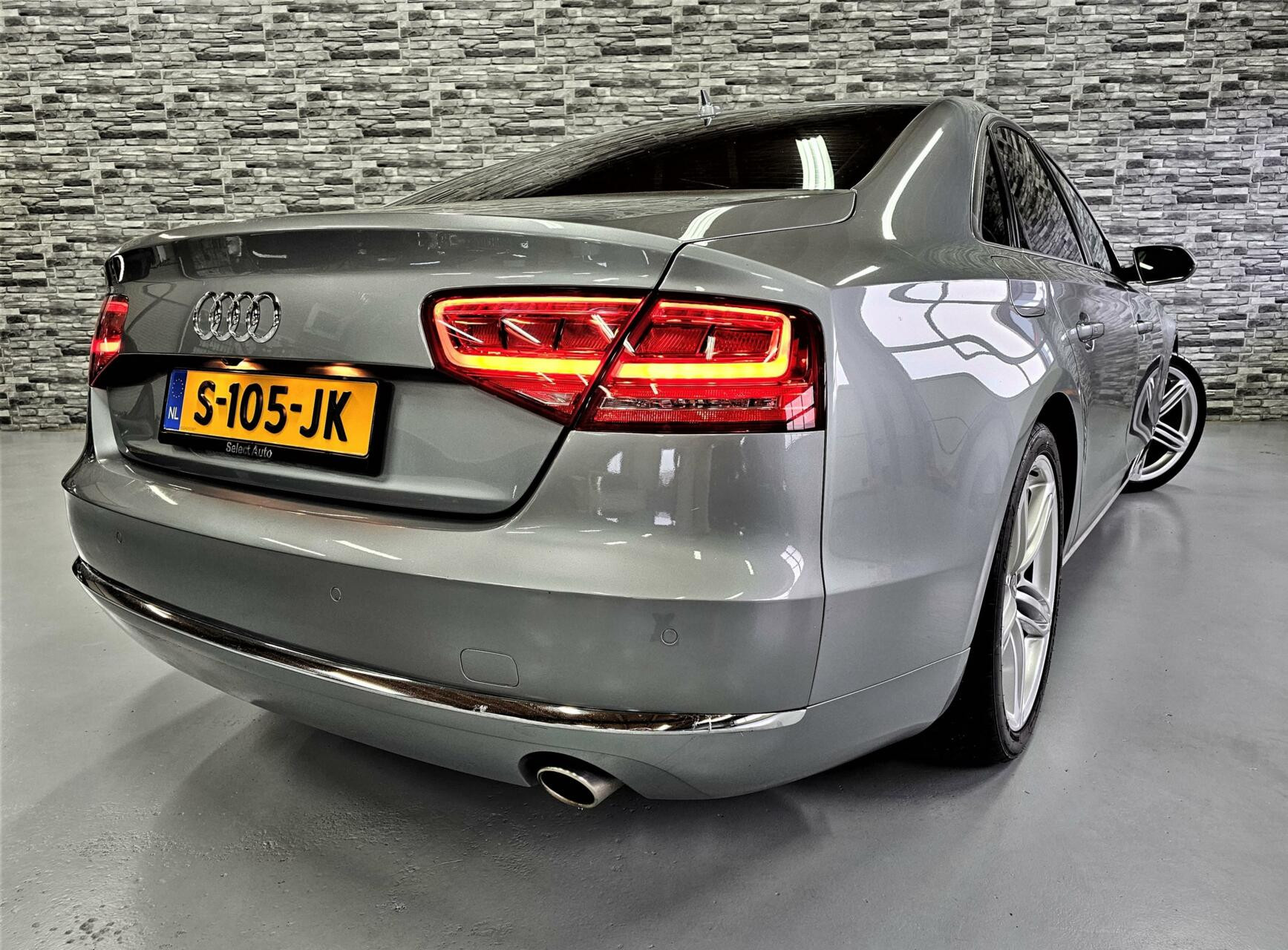 Hoofdafbeelding Audi A8