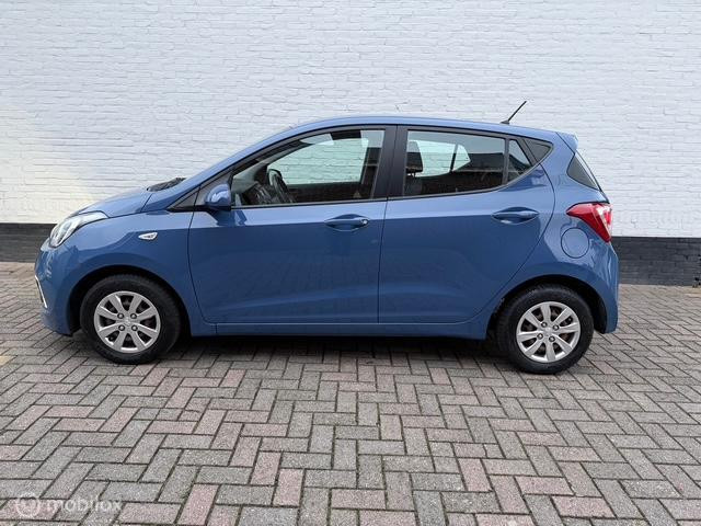 Hoofdafbeelding Hyundai i10
