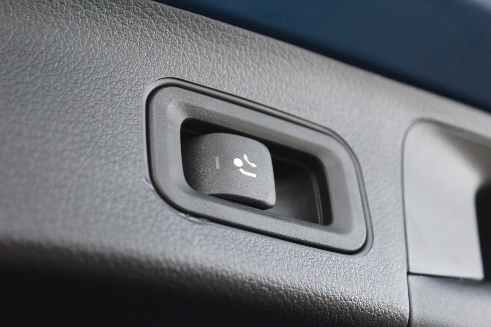 Hoofdafbeelding Mercedes-Benz EQA