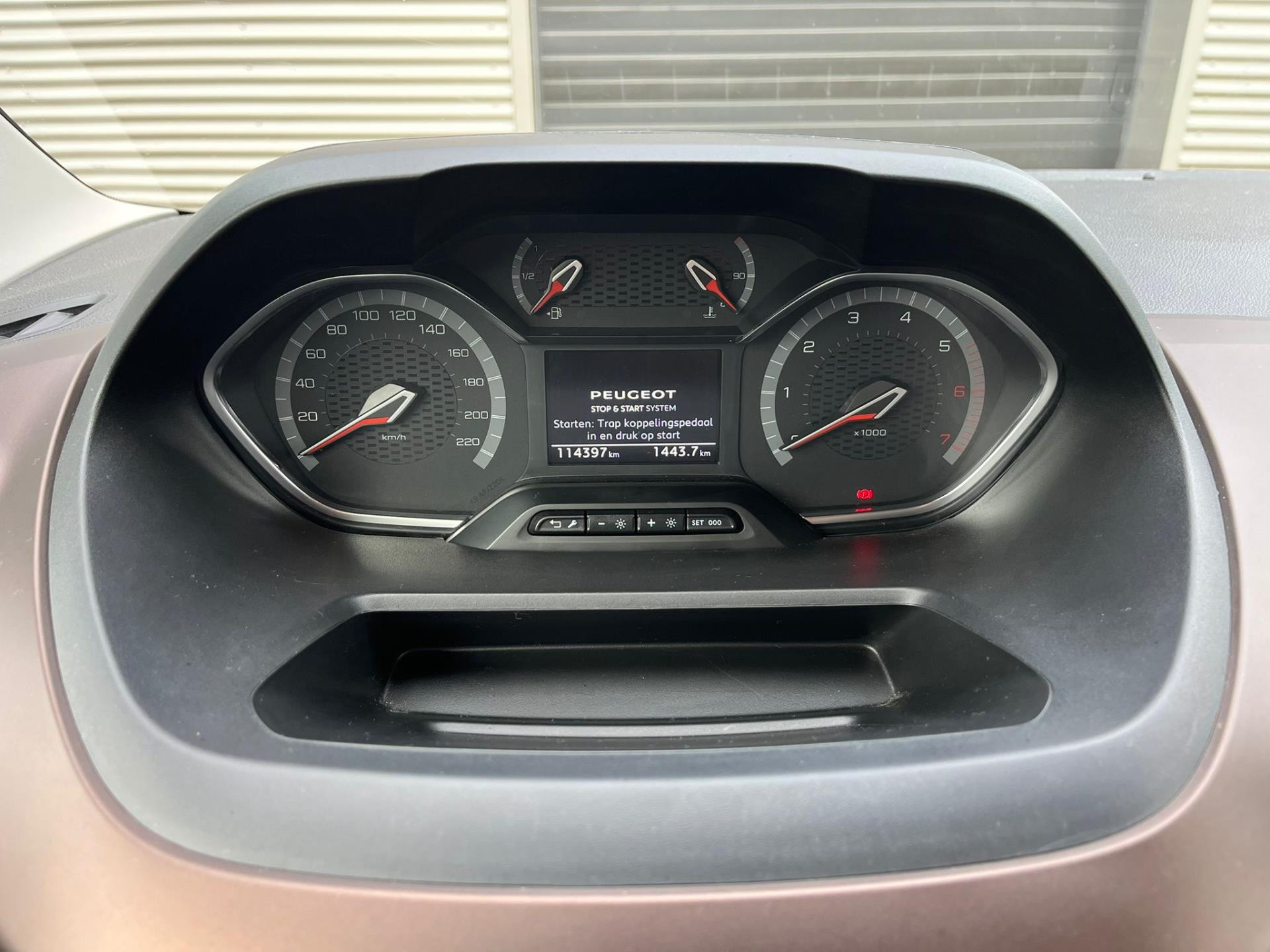 Hoofdafbeelding Peugeot Rifter