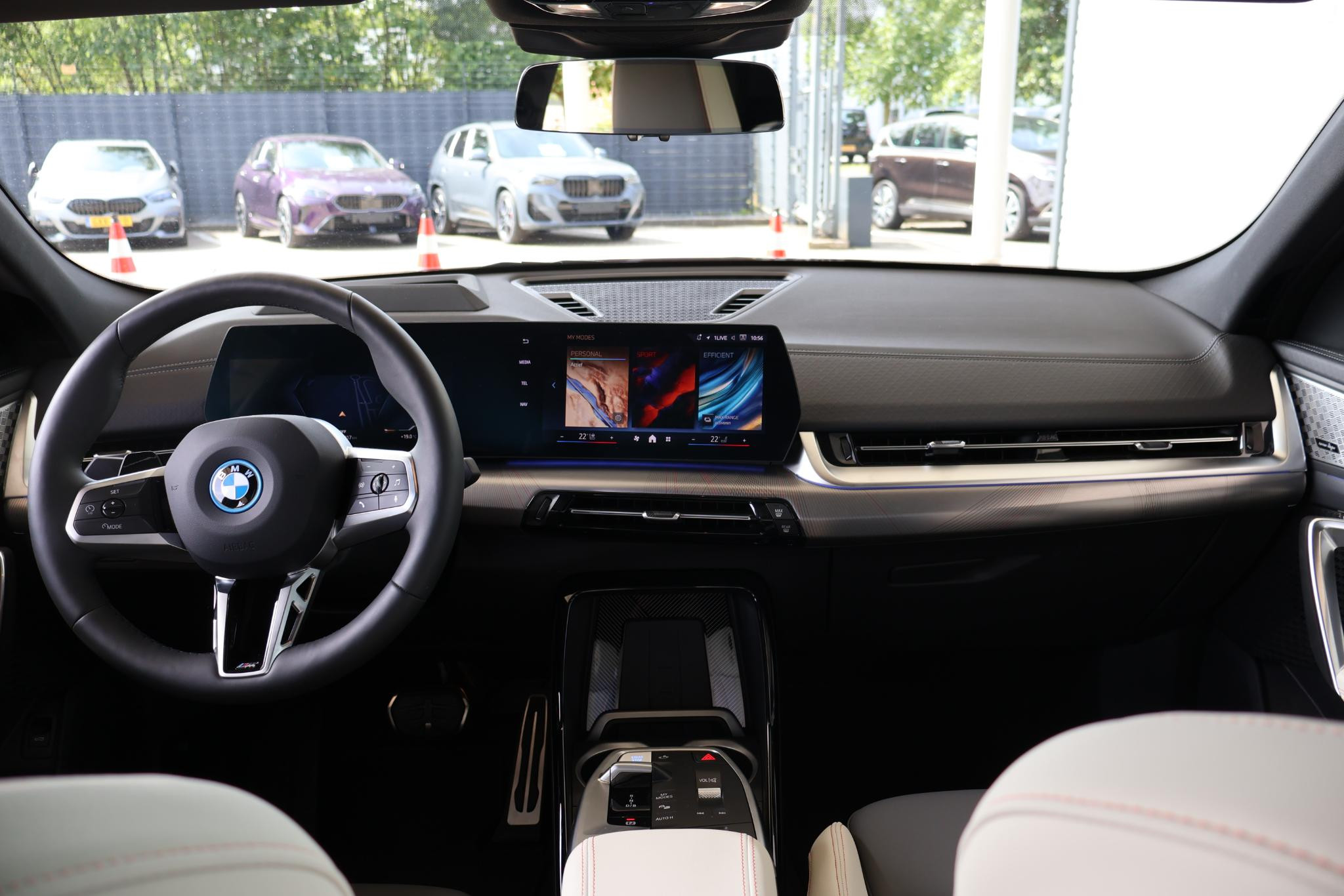 Hoofdafbeelding BMW iX2