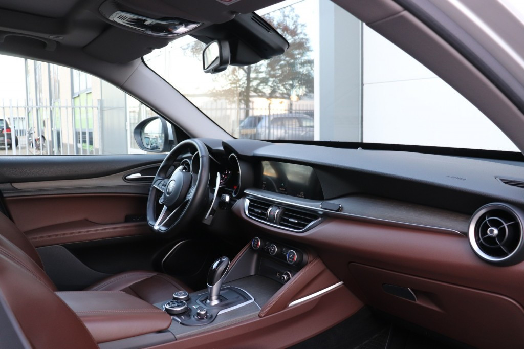 Hoofdafbeelding Alfa Romeo Stelvio