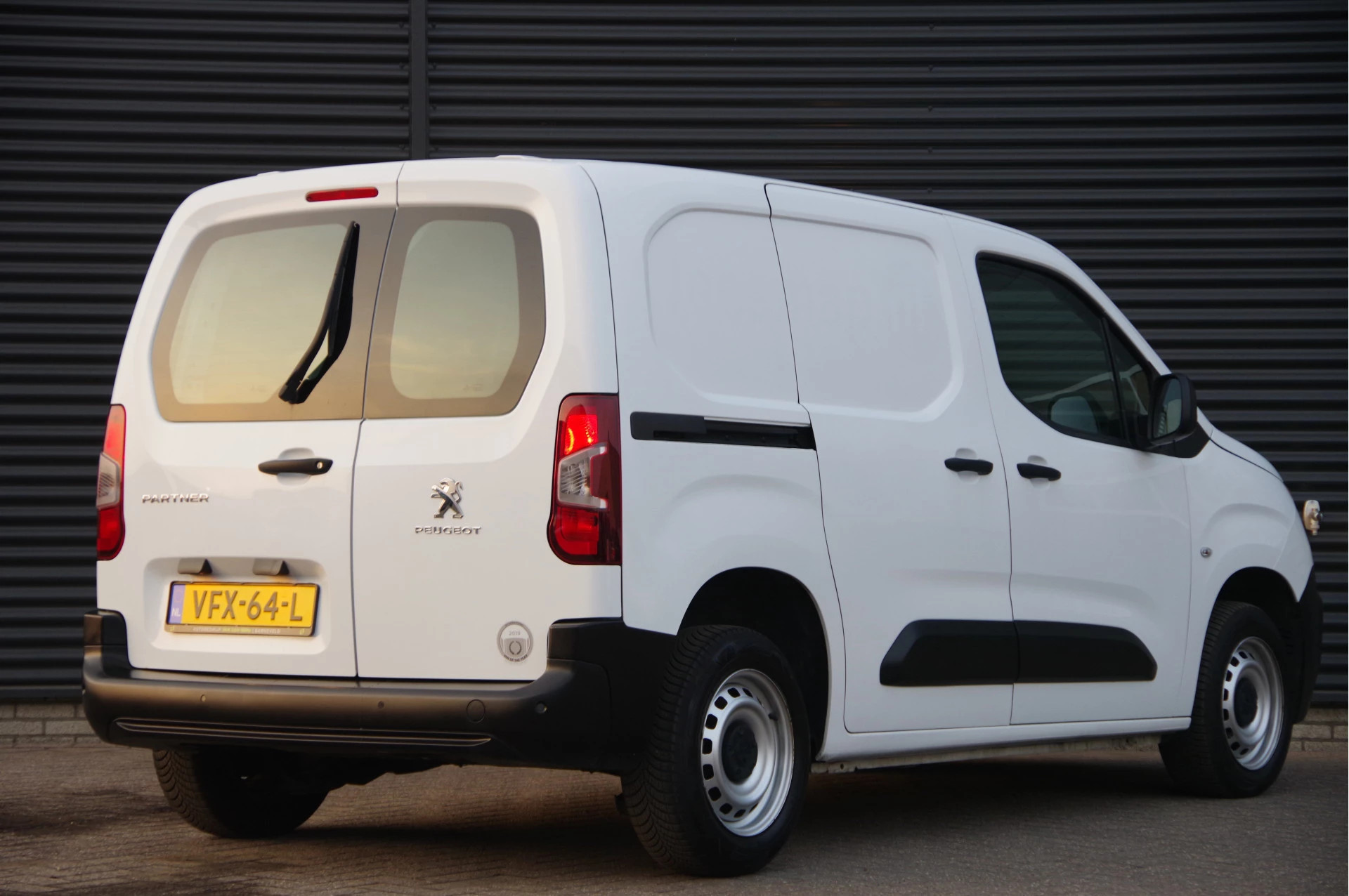 Hoofdafbeelding Peugeot Partner