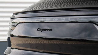 Porsche Cayenne Porsche Cayenne Coupé 3.0 E-Hybrid Platinum Edition SportDesign | Panoramadak | Surround View | BOSE Sound | Trekhaak | - afbeelding nr 23