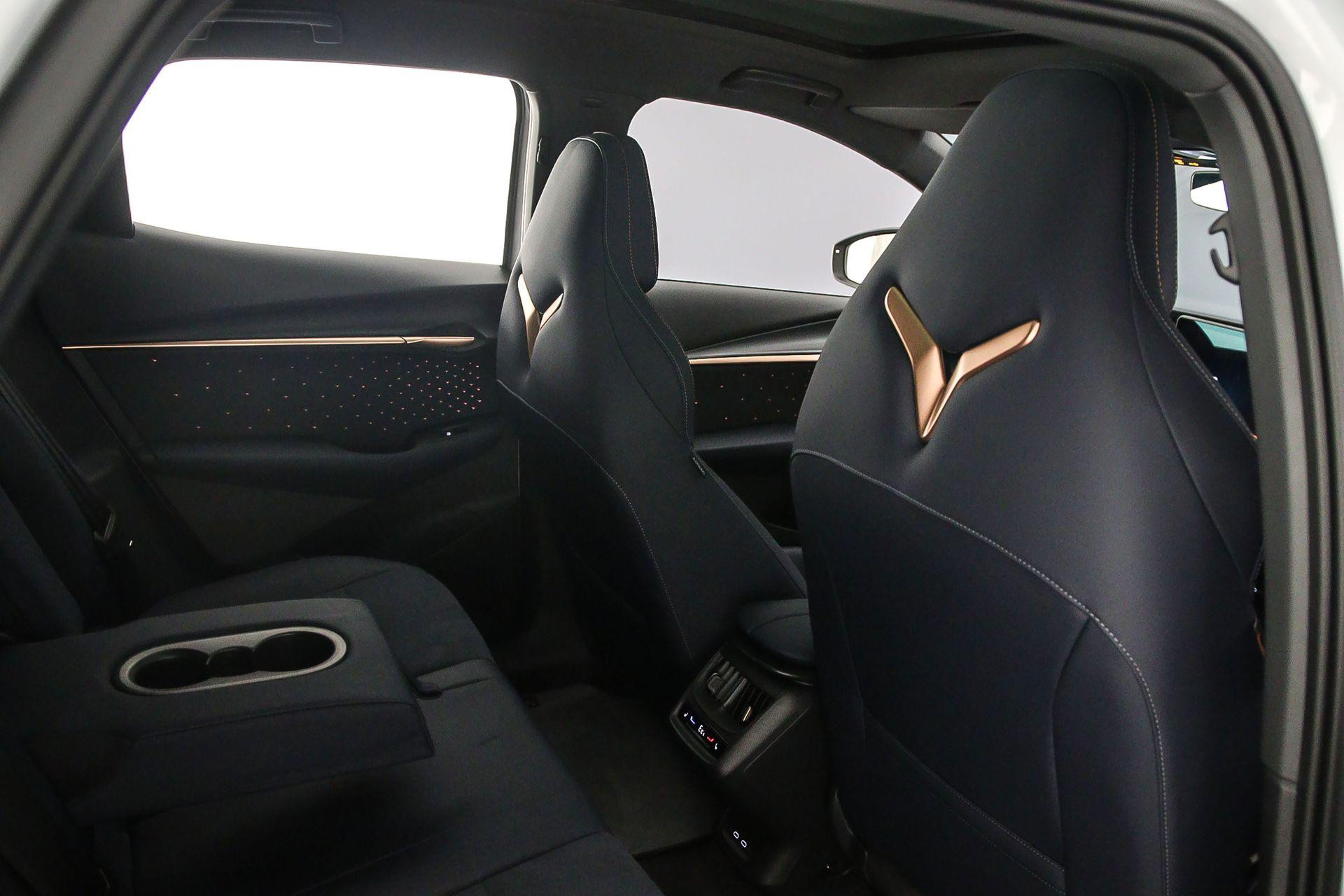 Hoofdafbeelding CUPRA Tavascan