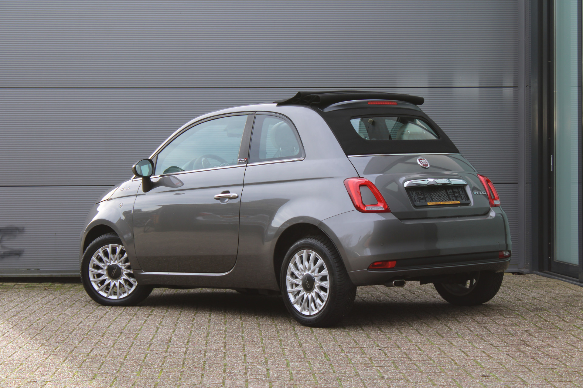 Hoofdafbeelding Fiat 500C