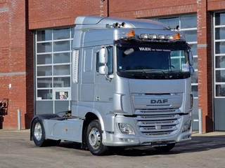 DAF XF 440 SpaceCab 4x2 - Full spoiler - Alloy wheels - Air horn - Light bar