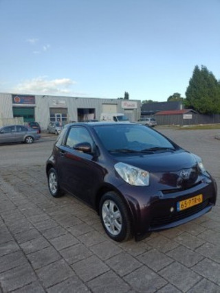 Hoofdafbeelding Toyota iQ Toyota iQ 1.0 VVTI COMFORT
