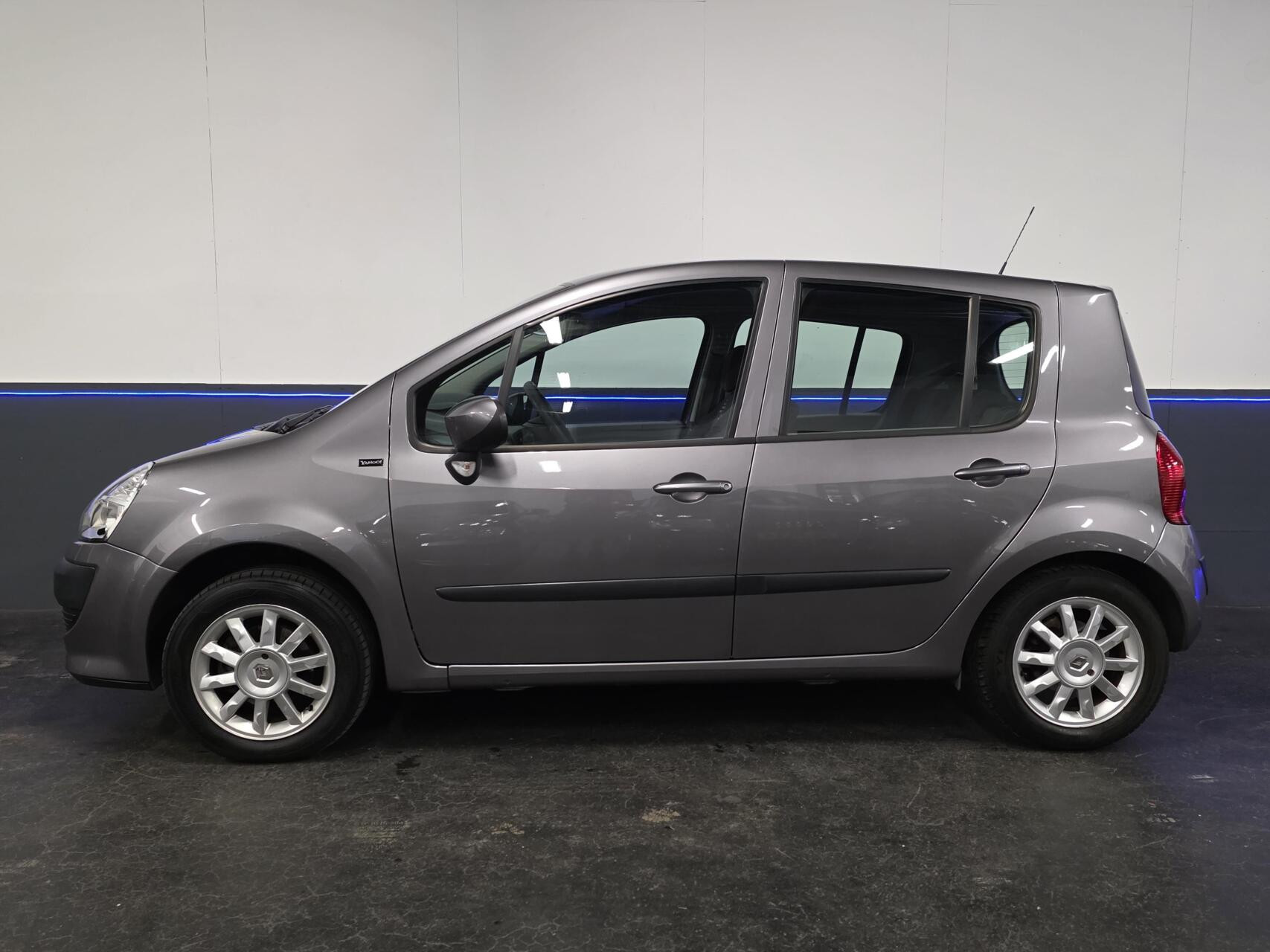 Hoofdafbeelding Renault Modus