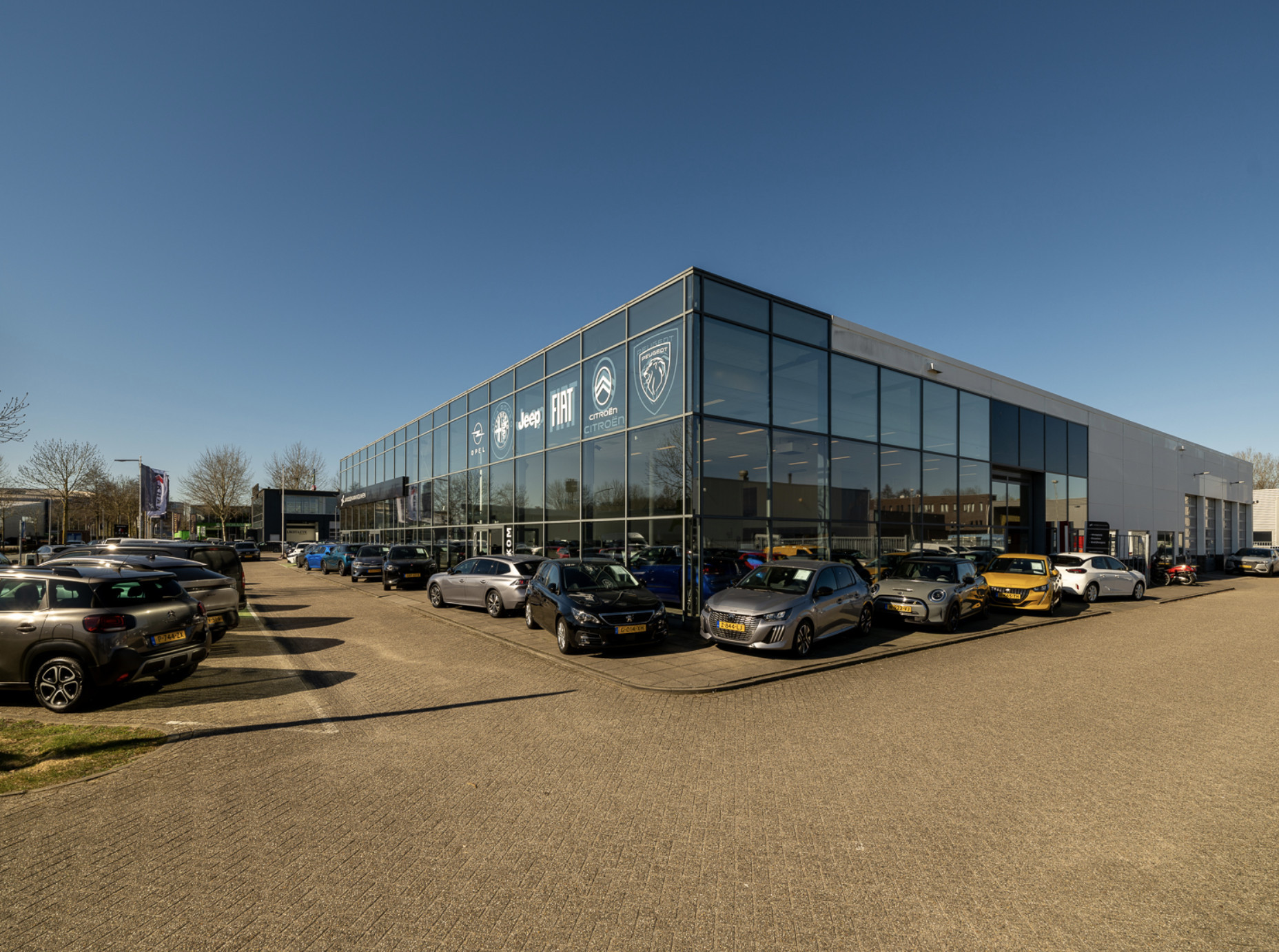 Hoofdafbeelding Peugeot e-208