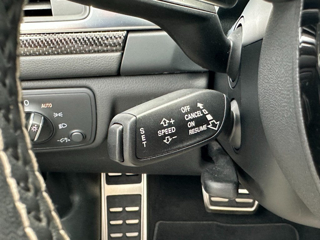 Hoofdafbeelding Audi S6