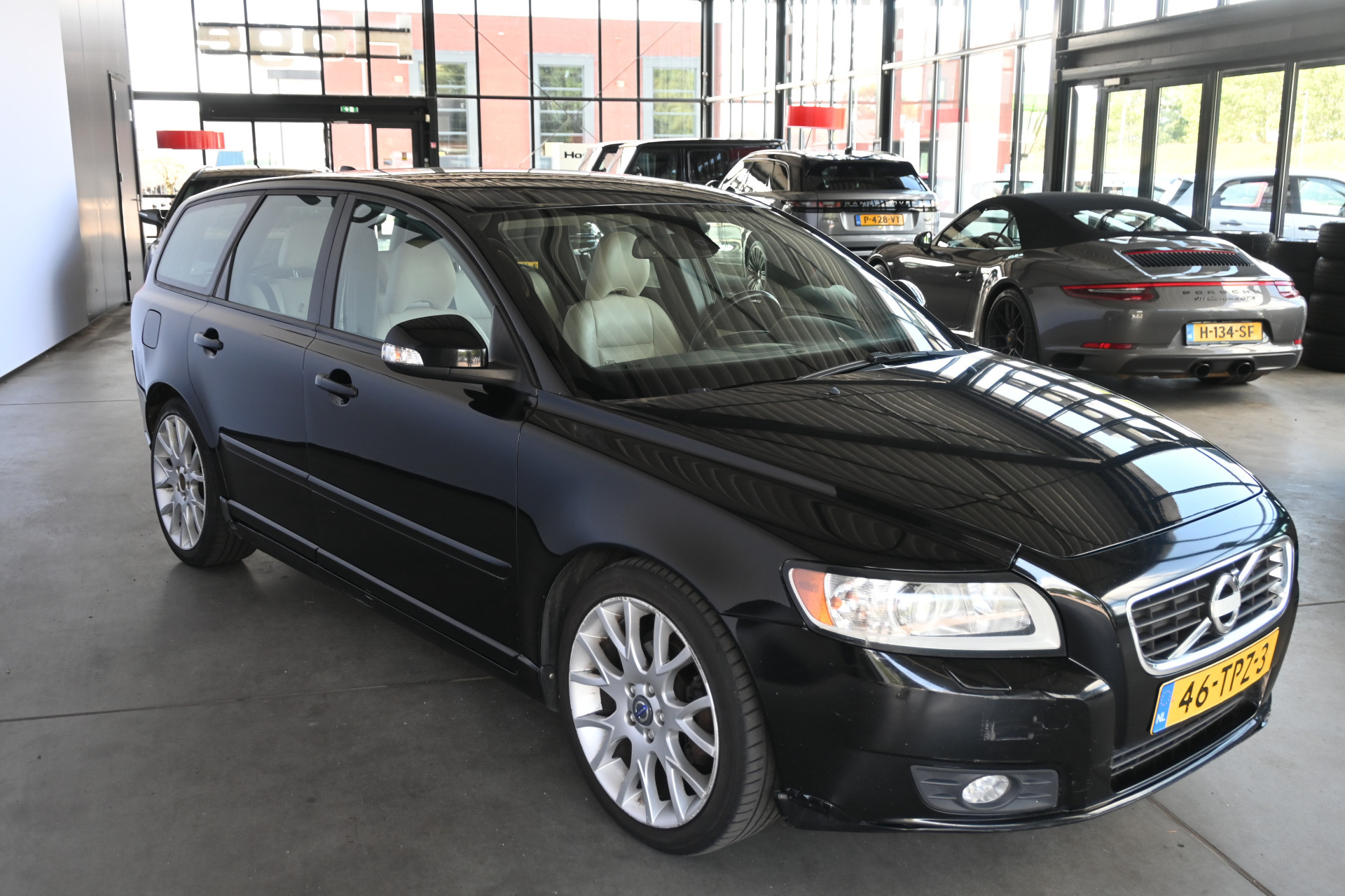 Hoofdafbeelding Volvo V50