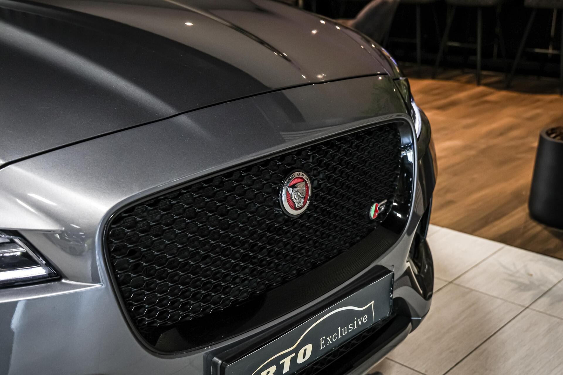 Hoofdafbeelding Jaguar F-PACE