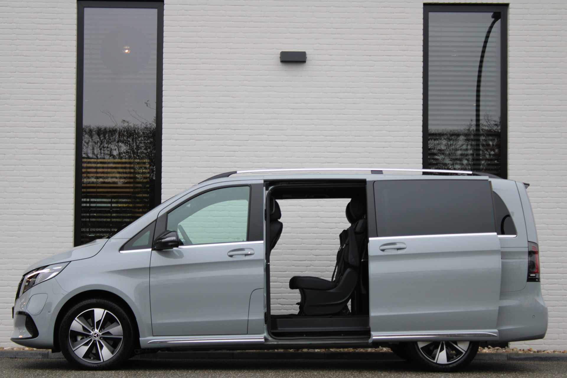 Hoofdafbeelding Mercedes-Benz EQV