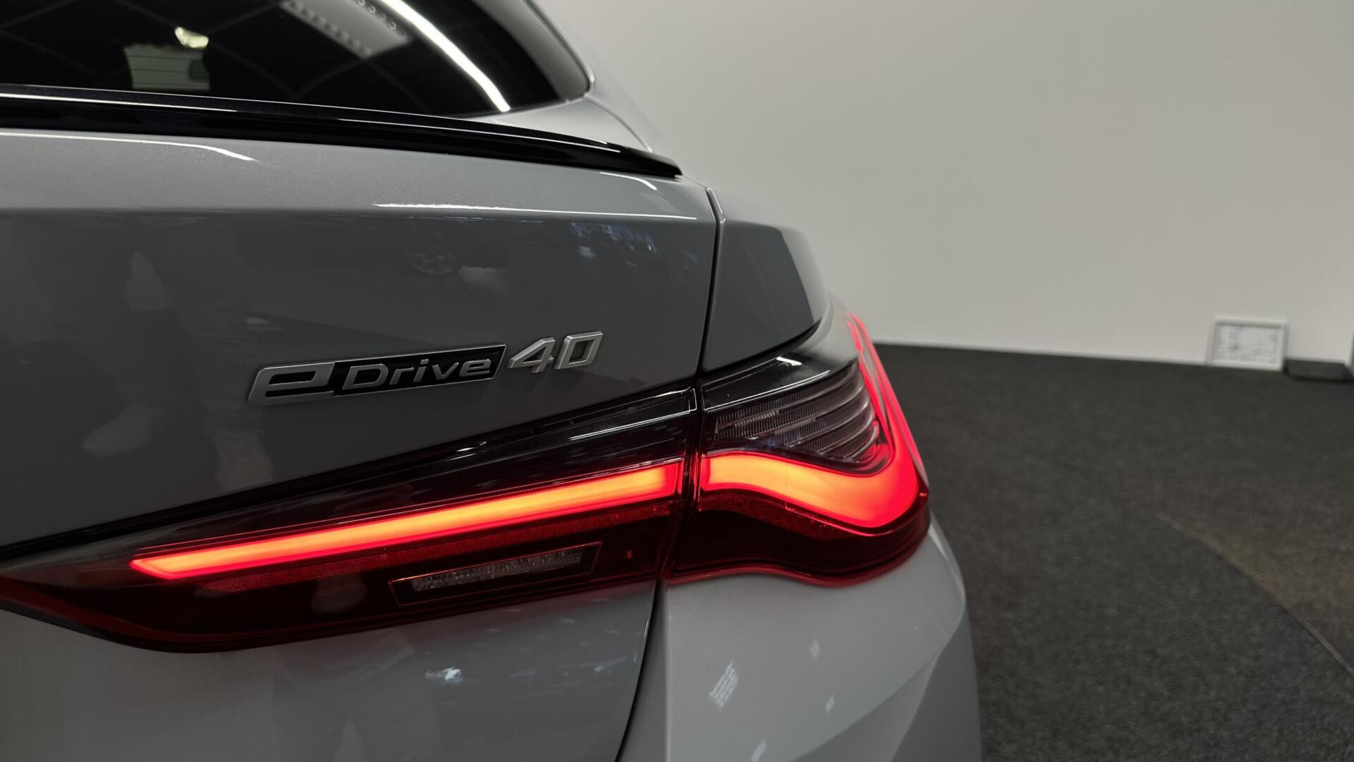 Hoofdafbeelding BMW i4