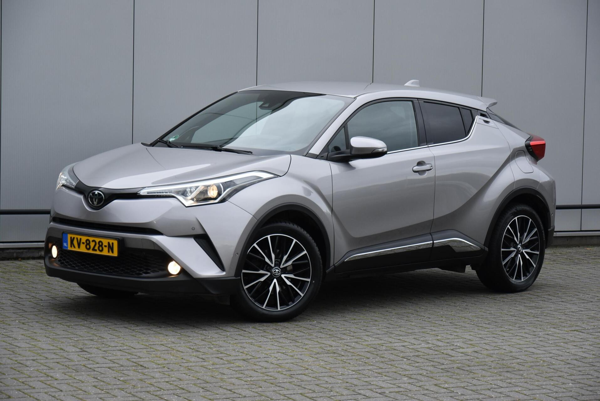 Hoofdafbeelding Toyota C-HR