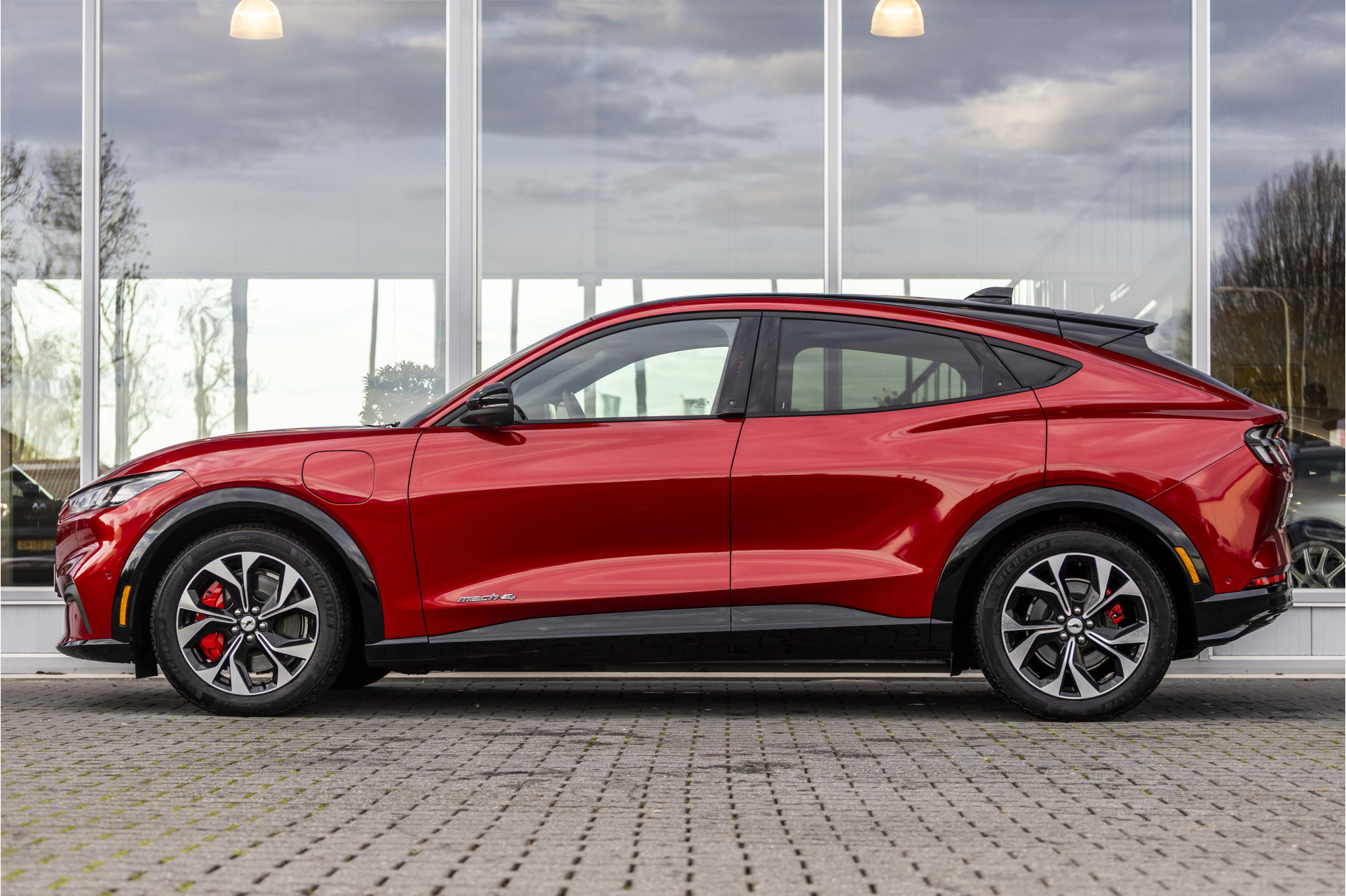 Hoofdafbeelding Ford Mustang Mach-E