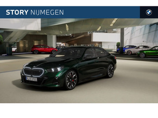 BMW i5 eDrive40 M Sport / Panoramadak / Bowers & Wilkins / Adaptieve LED / Comfort Access / Parking Assistant Plus / Stoelventilatie / Stuurverwarming