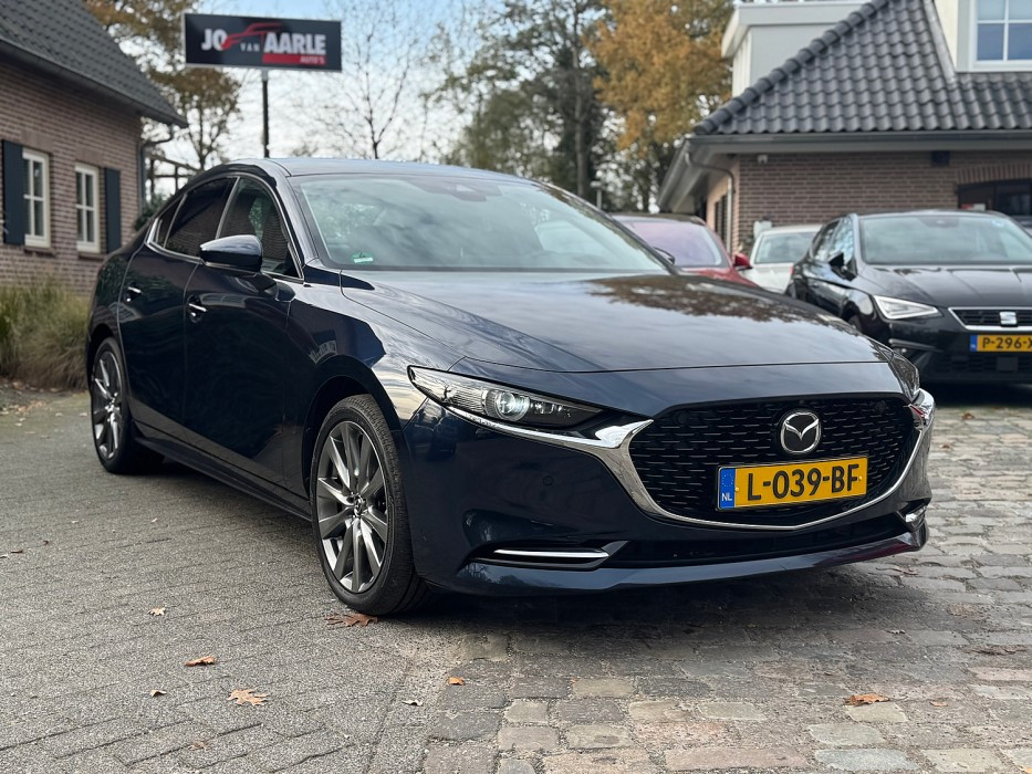 Hoofdafbeelding Mazda 3