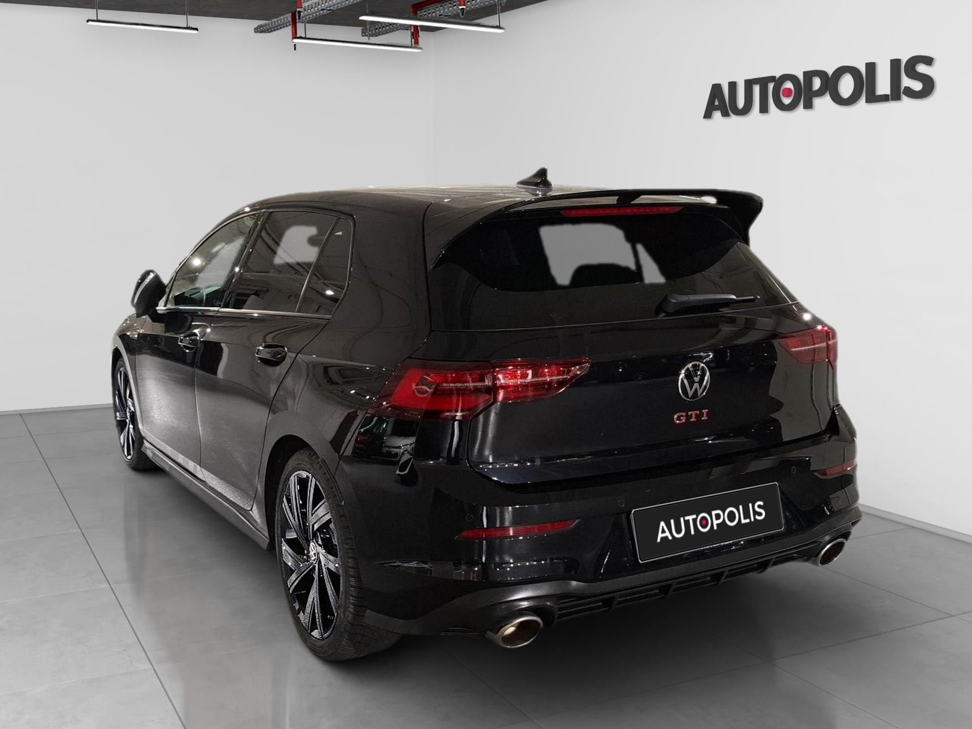 Volkswagen-Golf-image-17