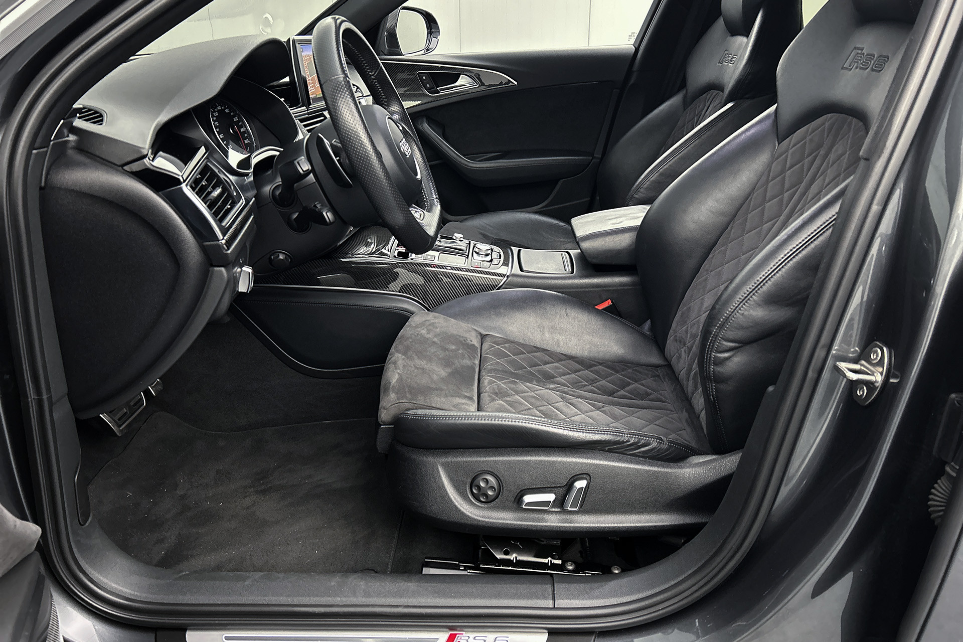 Hoofdafbeelding Audi RS6