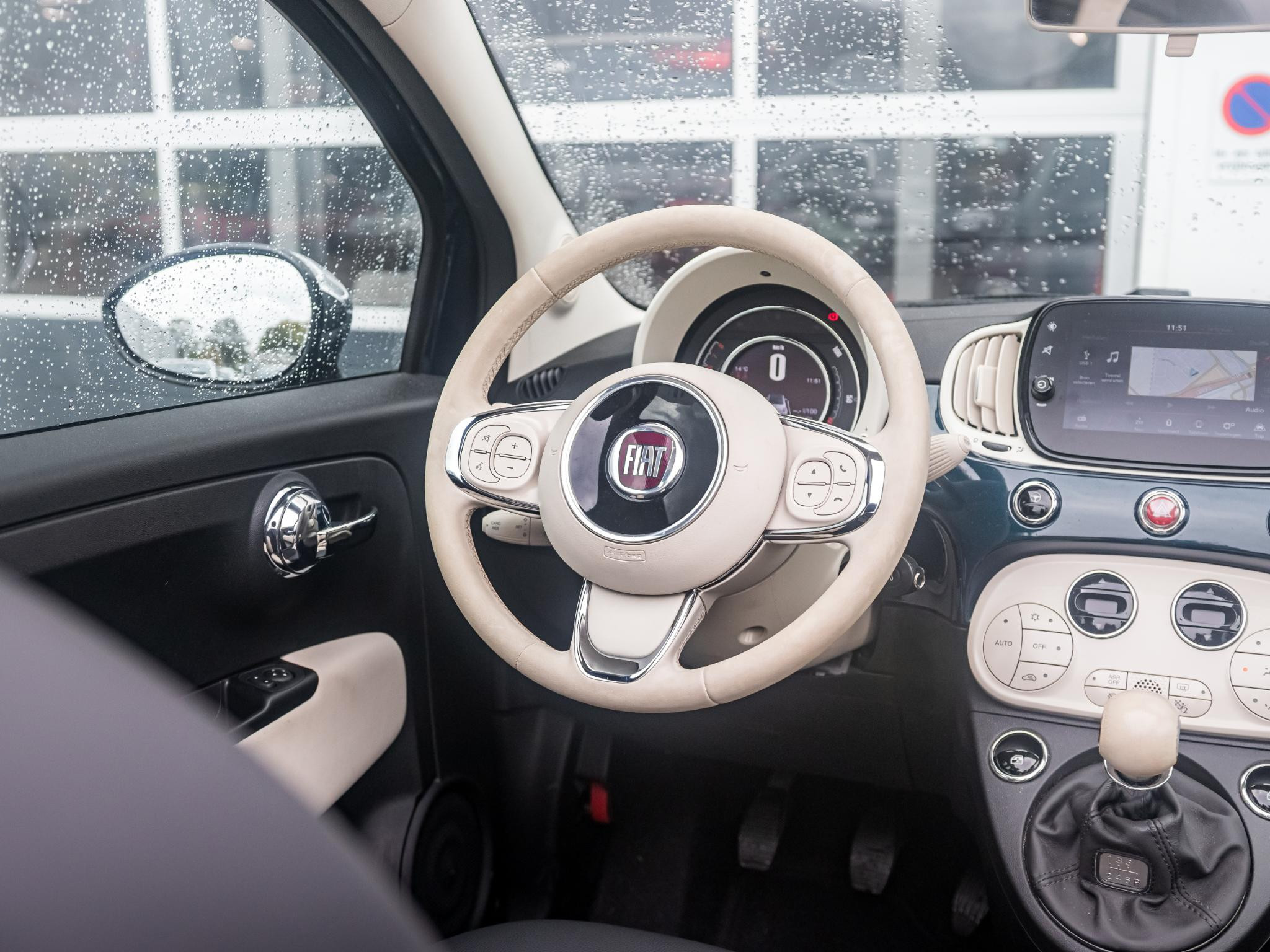 Hoofdafbeelding Fiat 500C