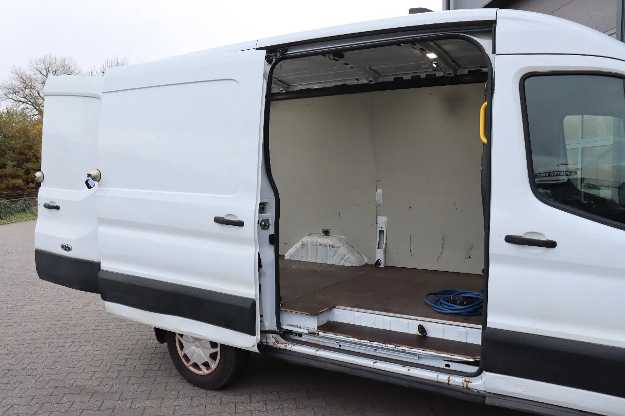 Hoofdafbeelding Ford E-Transit